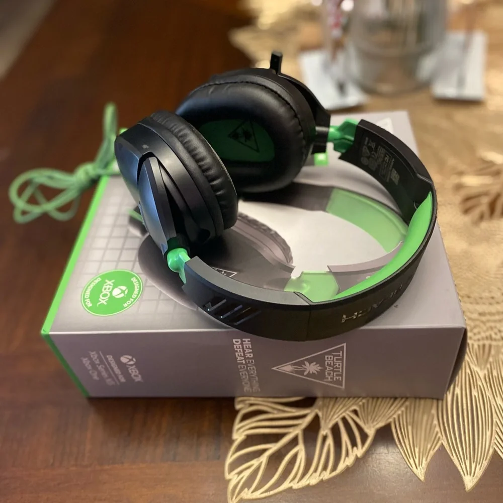 Turtle Beach Recon 70 wired headset for Xbox